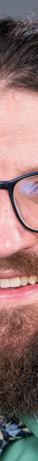 Professional Headshot of Thomas Hill